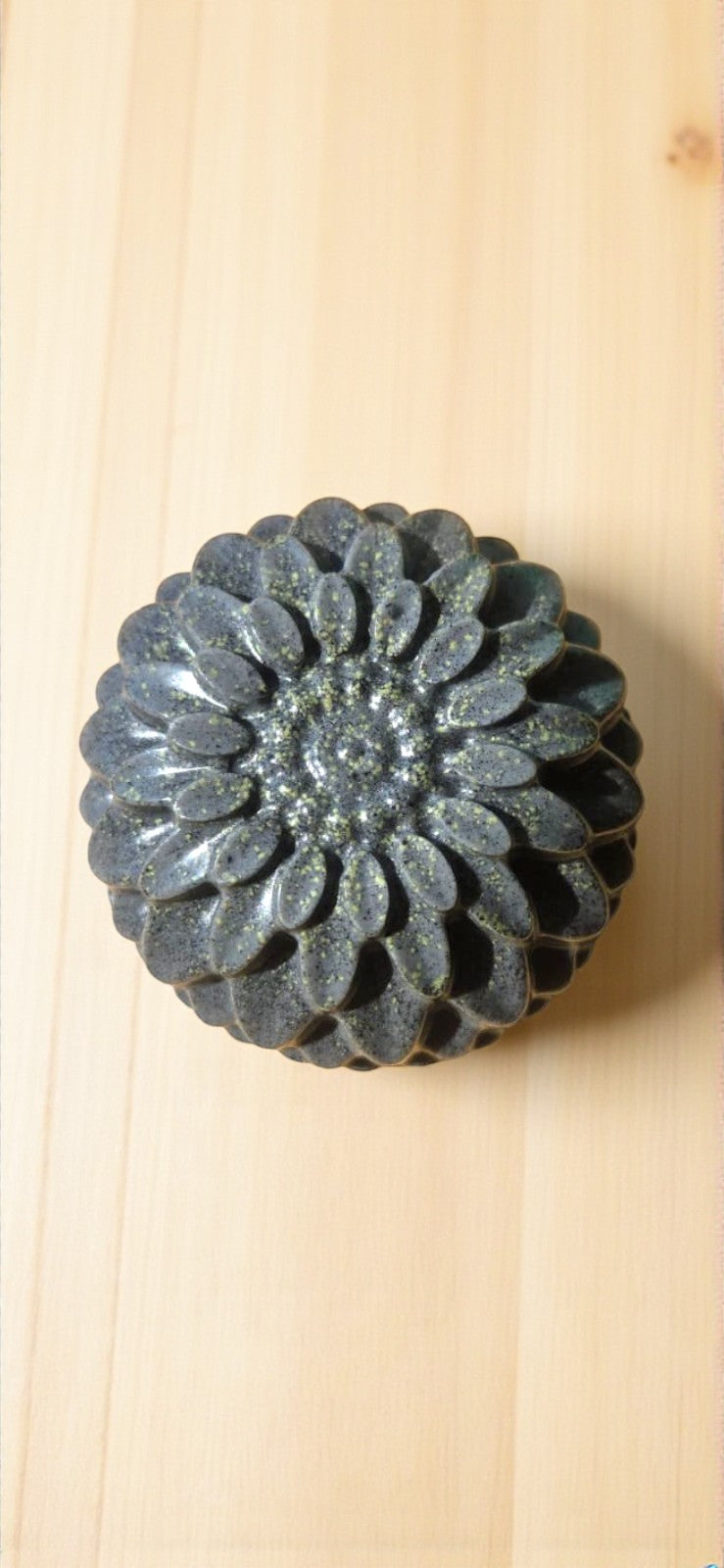 Activated Charcoal & Mint