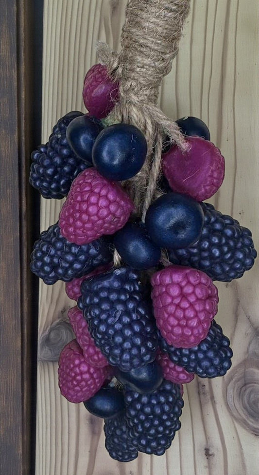 Hanging Berries